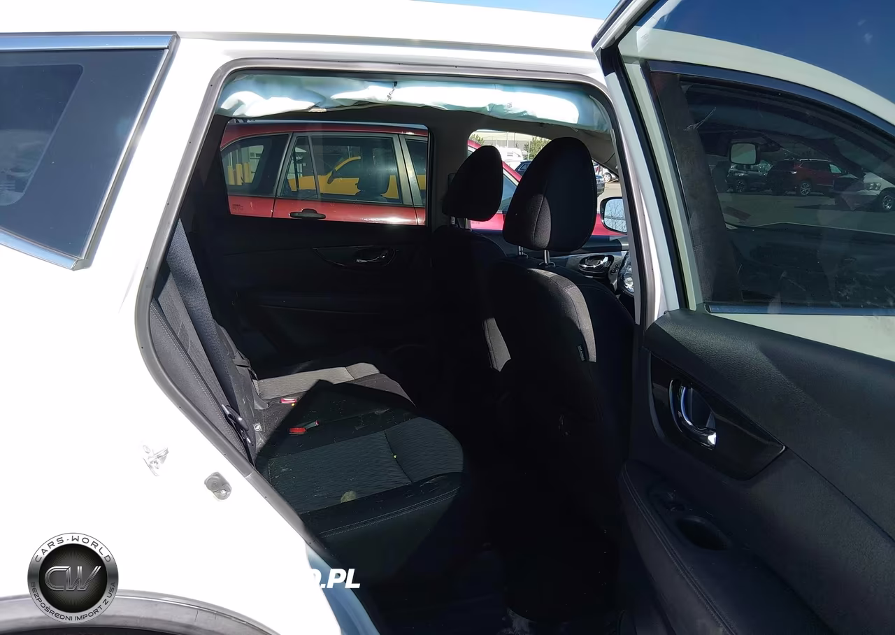 2018 Nissan Rogue S VIN:KNMAT2MV8JP571726 - 8
