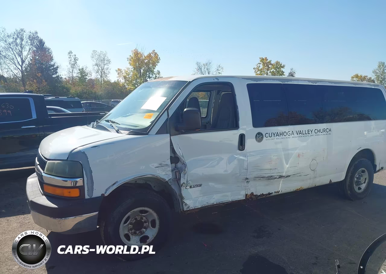 2004 Chevrolet Express VIN:1GAHG39U841183677 - 6