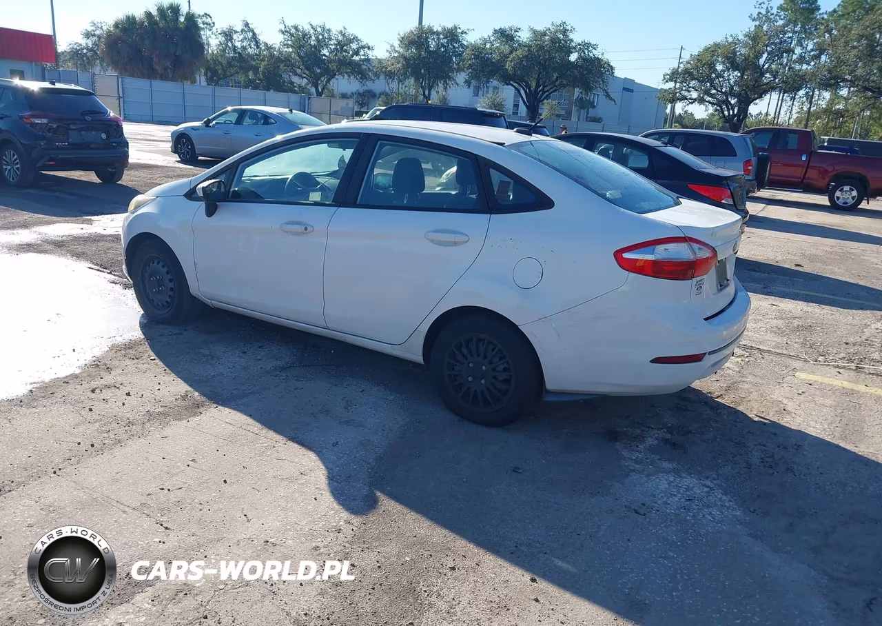 2016 Ford Fiesta S VIN:3FADP4AJ9GM156210 - 3