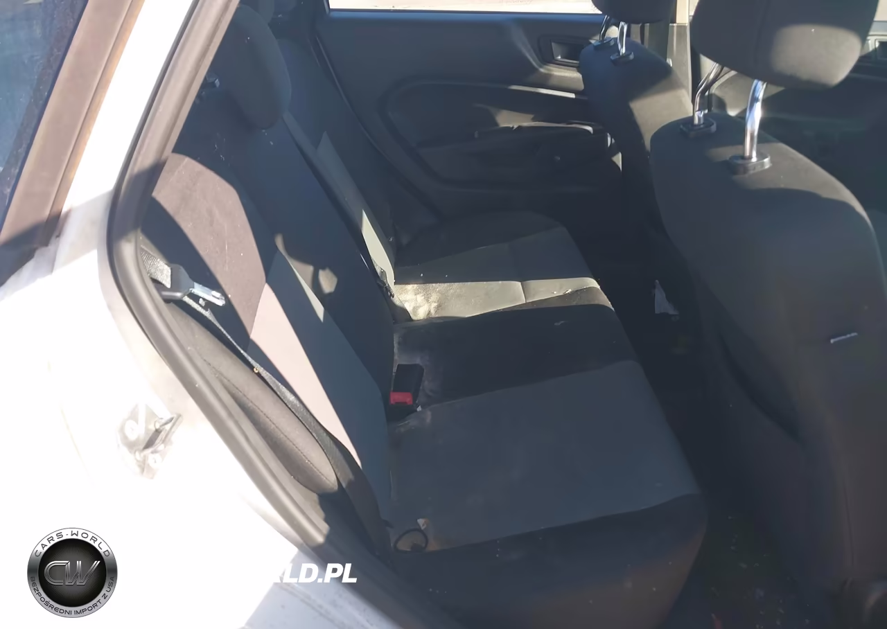2016 Ford Fiesta S VIN:3FADP4AJ9GM156210 - 8