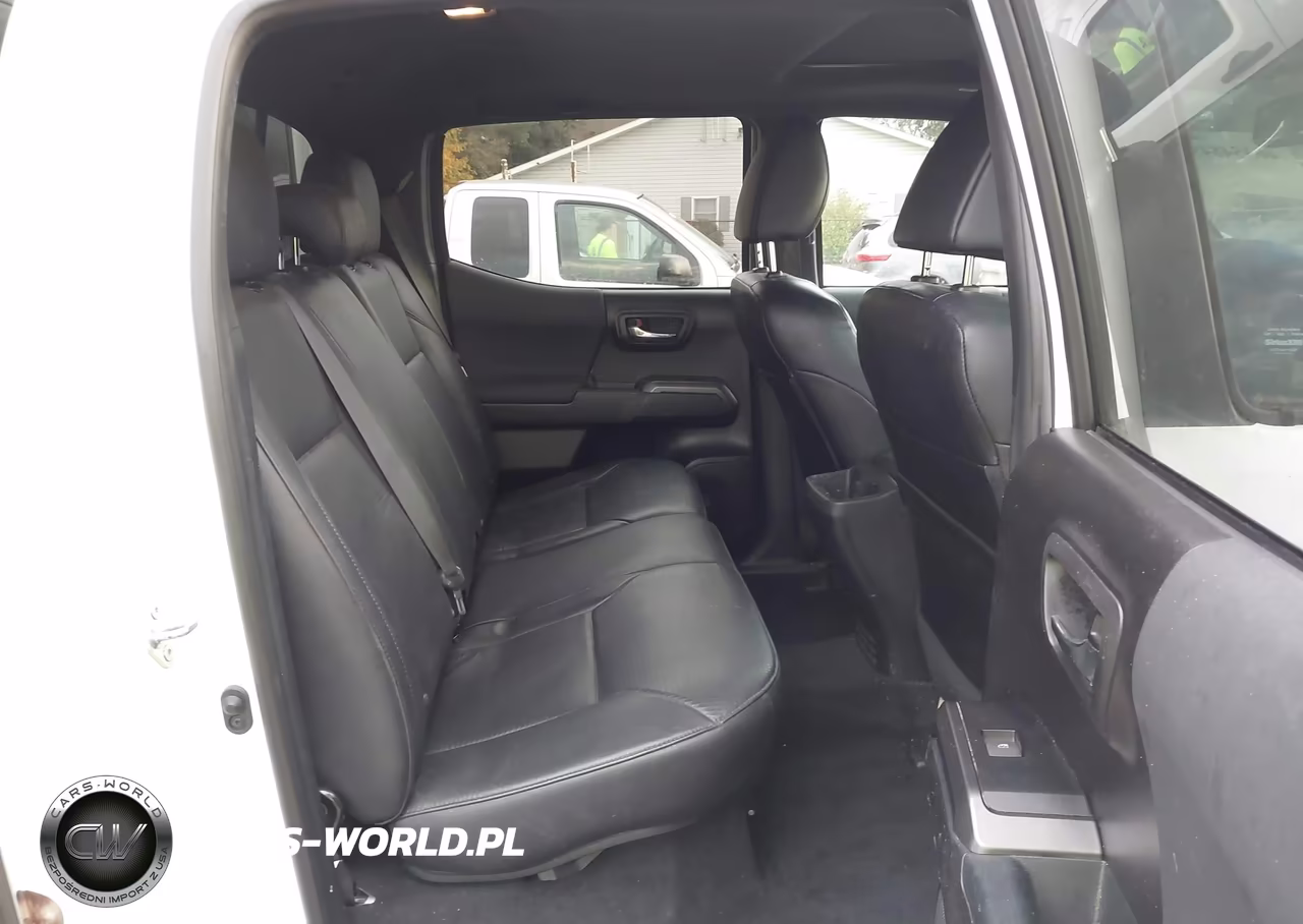 2020 Toyota Tacoma Trd Off-Road VIN:3TMCZ5AN8LM365845 - 8
