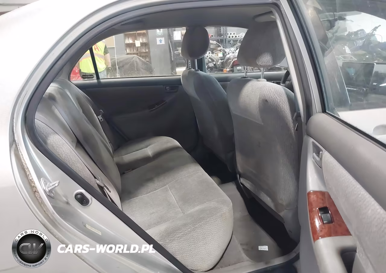 2003 Toyota Corolla Le VIN:JTDBR32E930028926 - 8