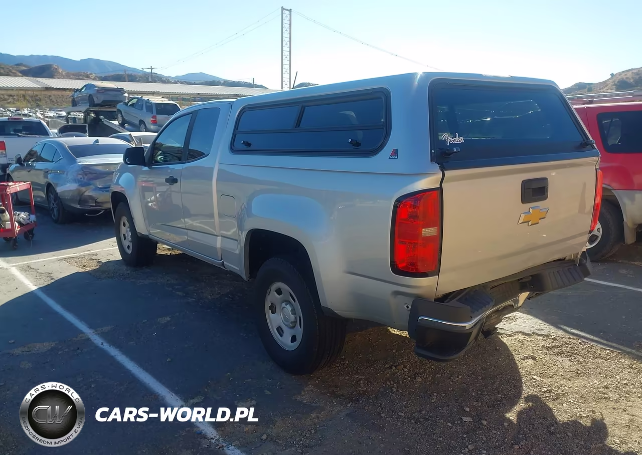 2019 Chevrolet Colorado VIN:1GCHSAEA3K1171486 - 3