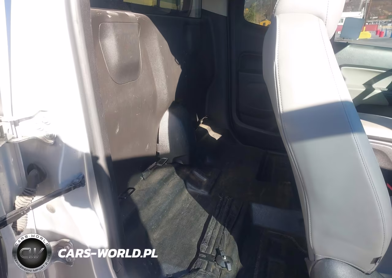 2019 Chevrolet Colorado VIN:1GCHSAEA3K1171486 - 8
