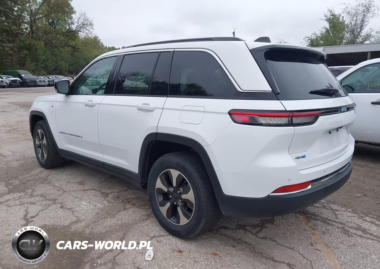 2024 Jeep Grand Cherokee 4Xe VIN:1C4RJYB64RC171561 - 3