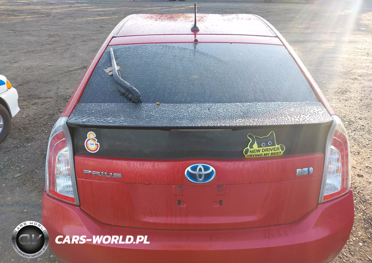 2014 Toyota Prius Three VIN:JTDKN3DU3E0375848 - 16