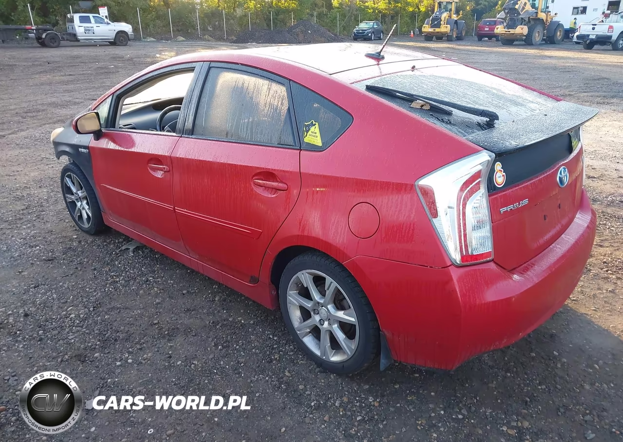 2014 Toyota Prius Three VIN:JTDKN3DU3E0375848 - 3