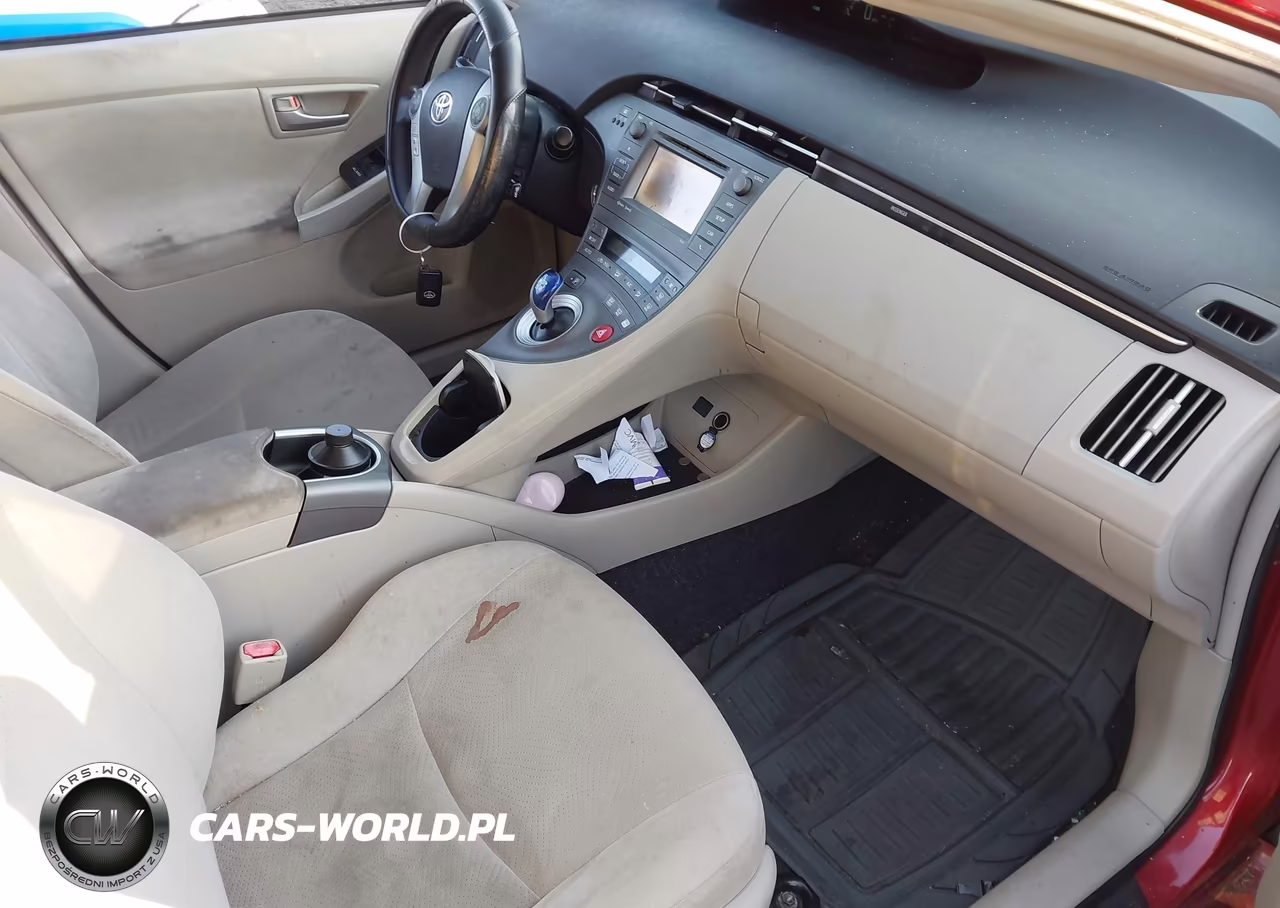 2014 Toyota Prius Three VIN:JTDKN3DU3E0375848 - 5
