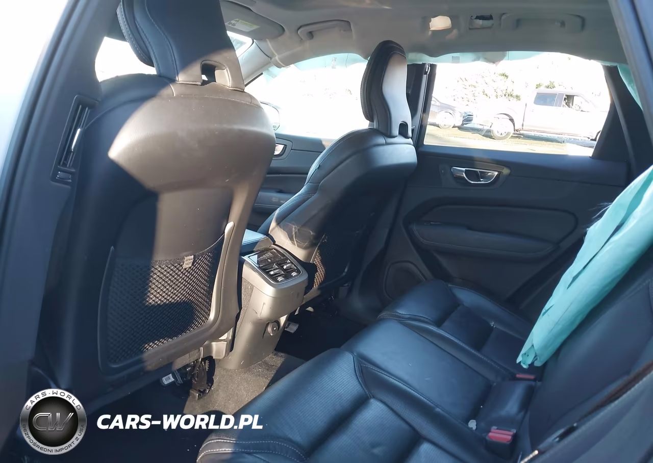 2021 Volvo Xc60 T5 Inscription VIN:YV4102DL4M1700296 - 8