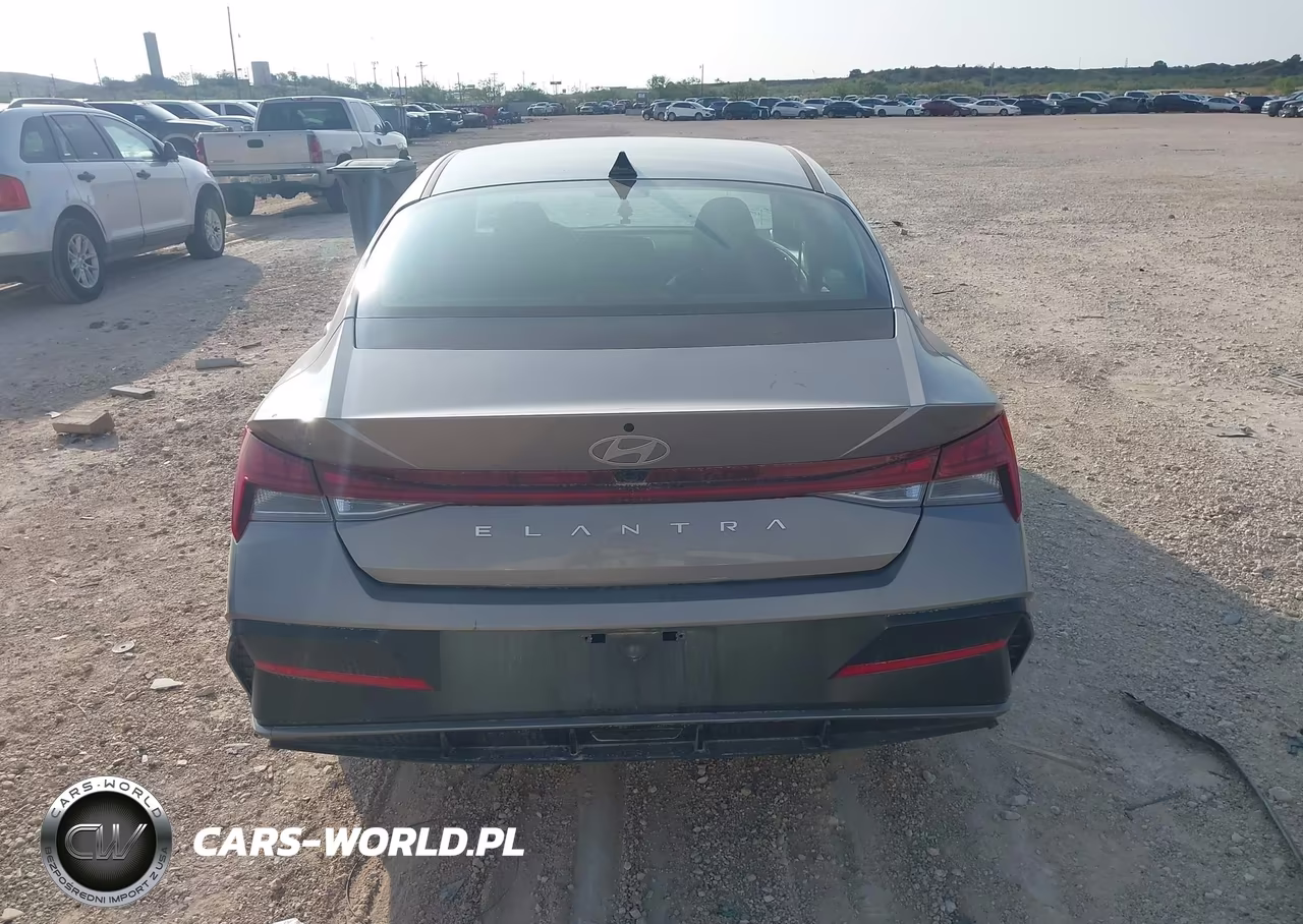 2025 Hyundai Elantra Sel Convenience VIN:KMHLS4DG2SU046281 - 16