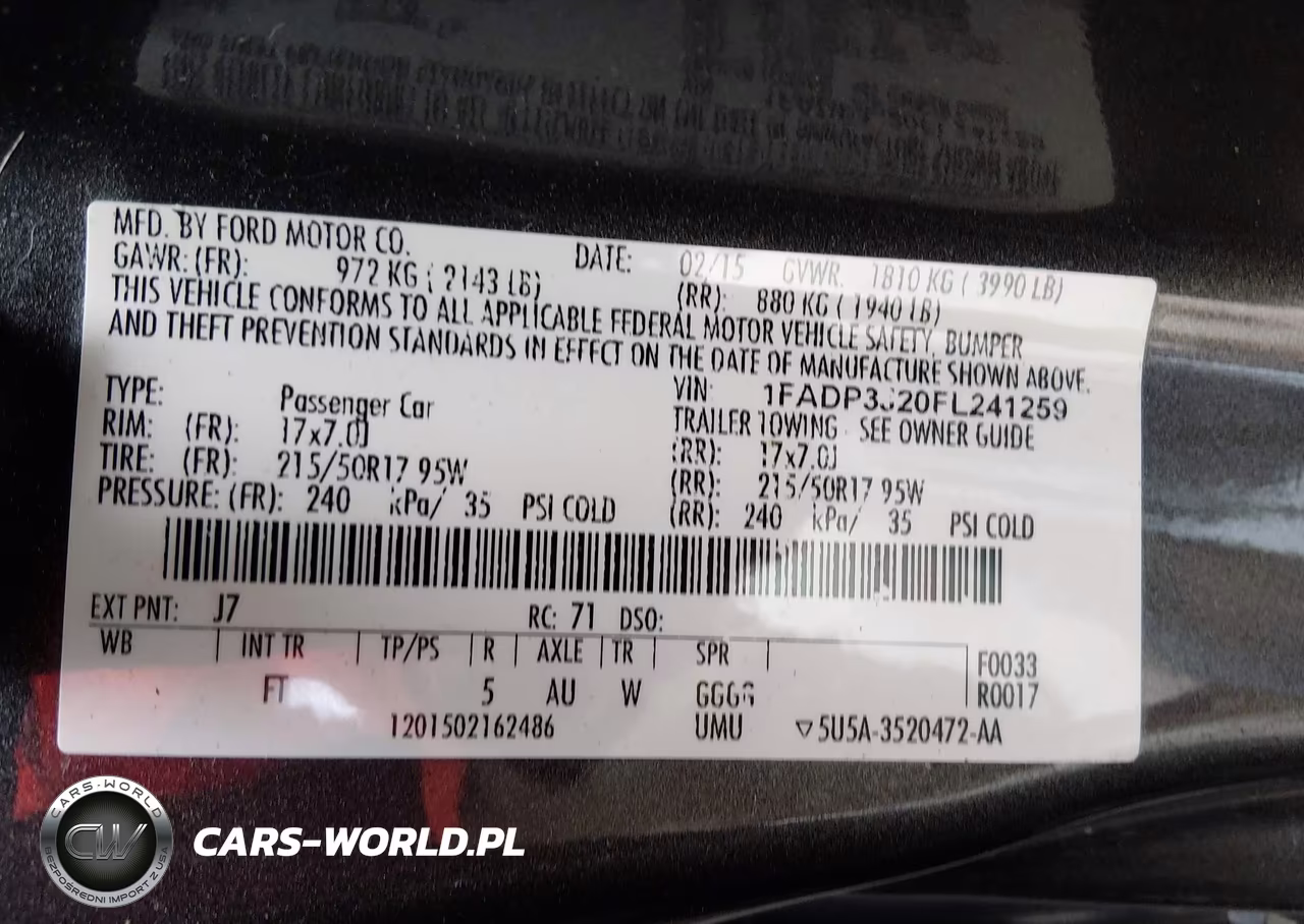 2015 Ford Focus Titanium VIN:1FADP3J20FL241259 - 9