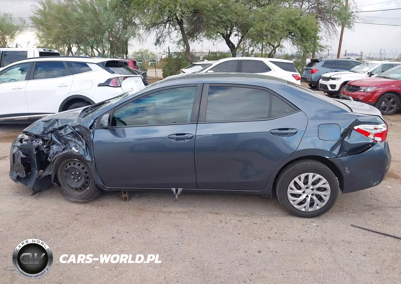 2019 Toyota Corolla Le VIN:2T1BURHE8KC245736 - 14