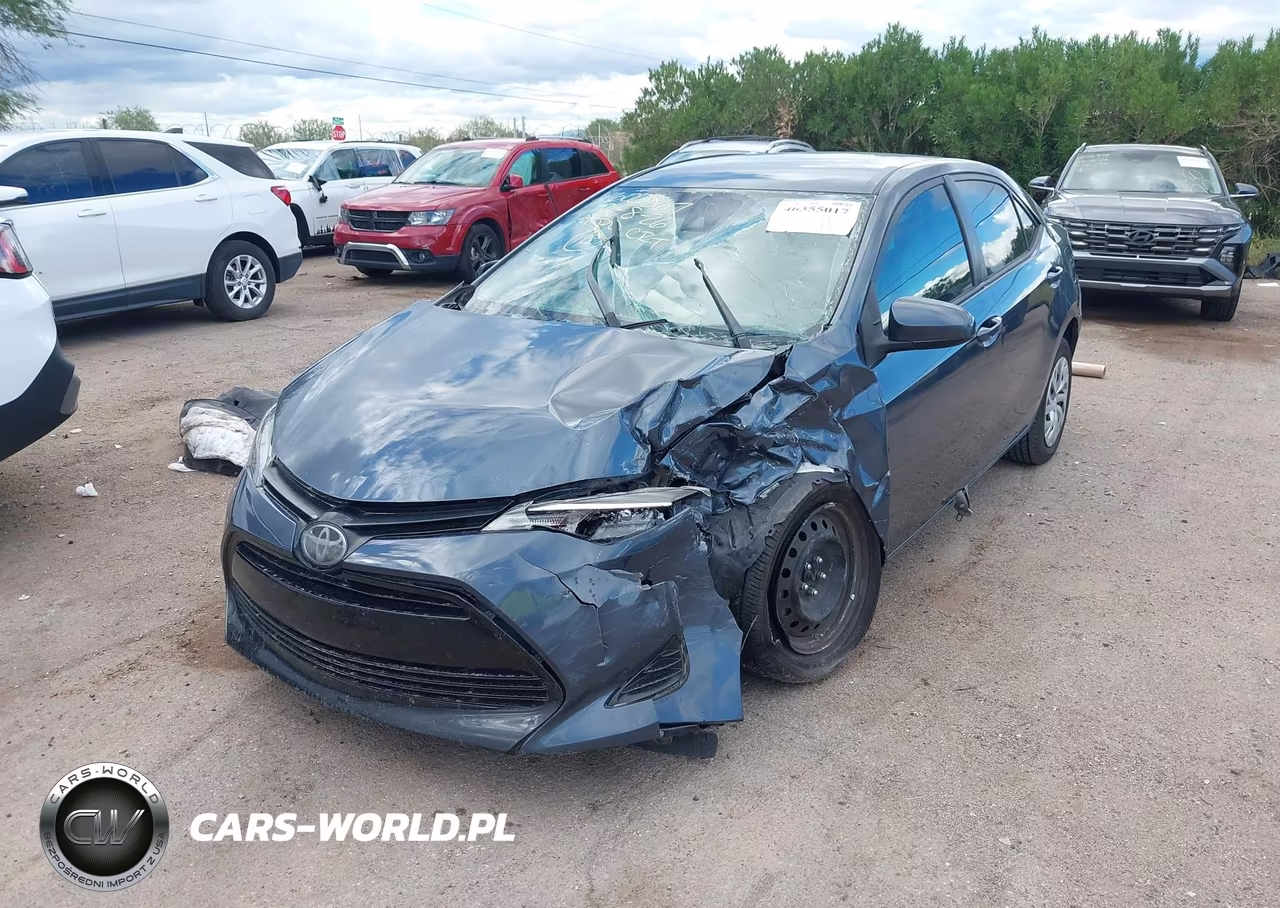 2019 Toyota Corolla Le VIN:2T1BURHE8KC245736 - 2