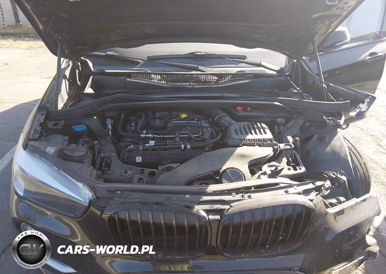 2017 BMW X1 Sdrive28I VIN:WBXHU7C32H5H37825 - 10