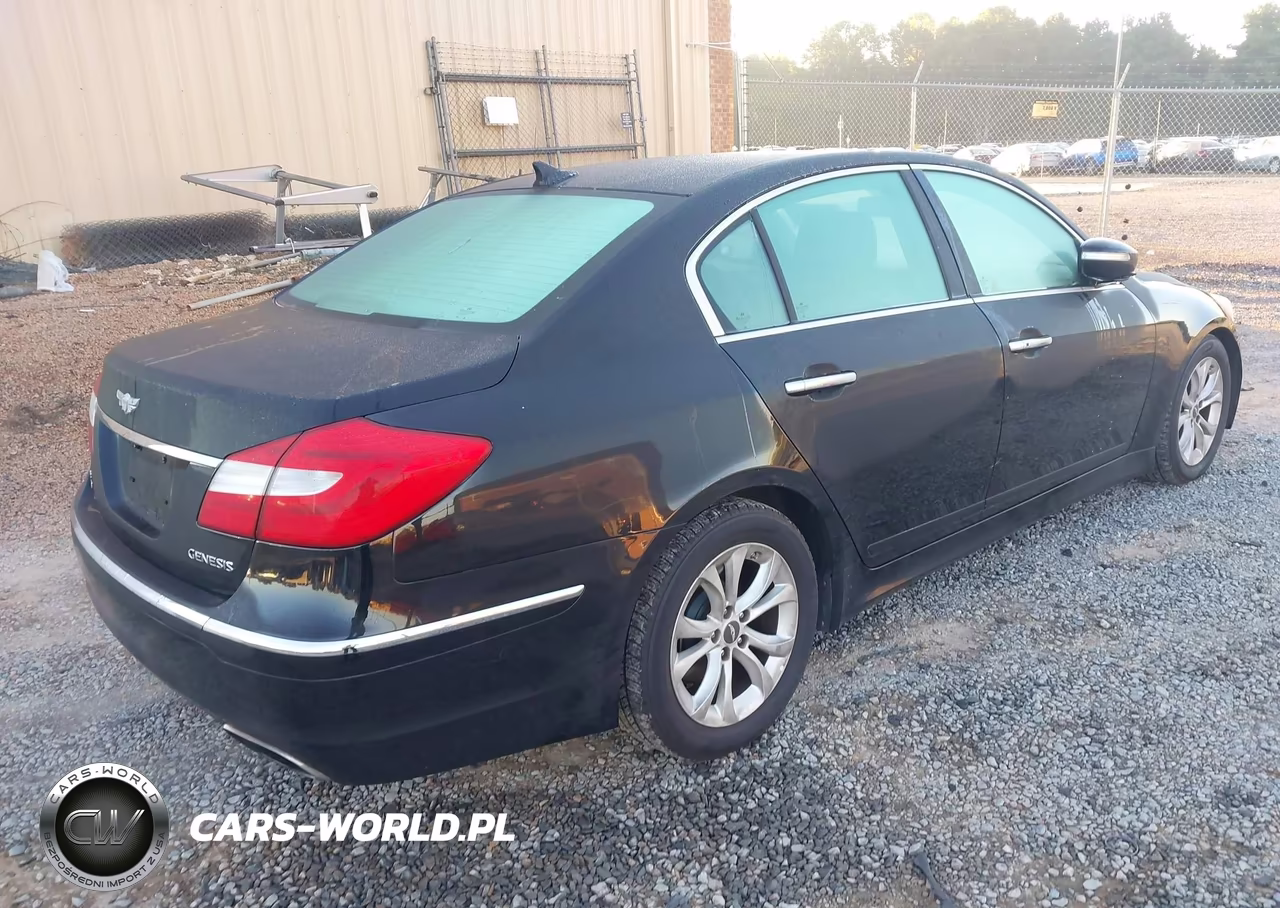 2012 Hyundai Genesis 3.8L VIN:KMHGC4DD1CU152596 - 4
