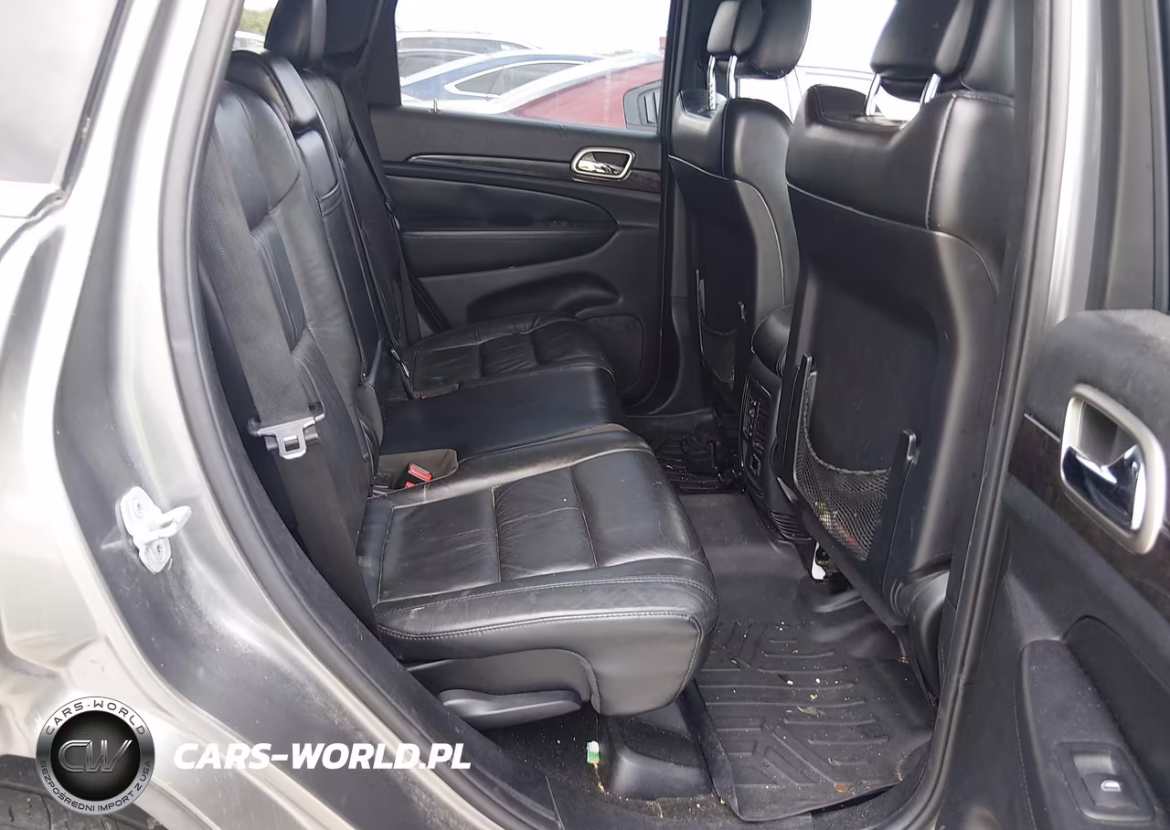 2013 Jeep Grand Cherokee Laredo VIN:1C4RJEAT1DC520271 - 8