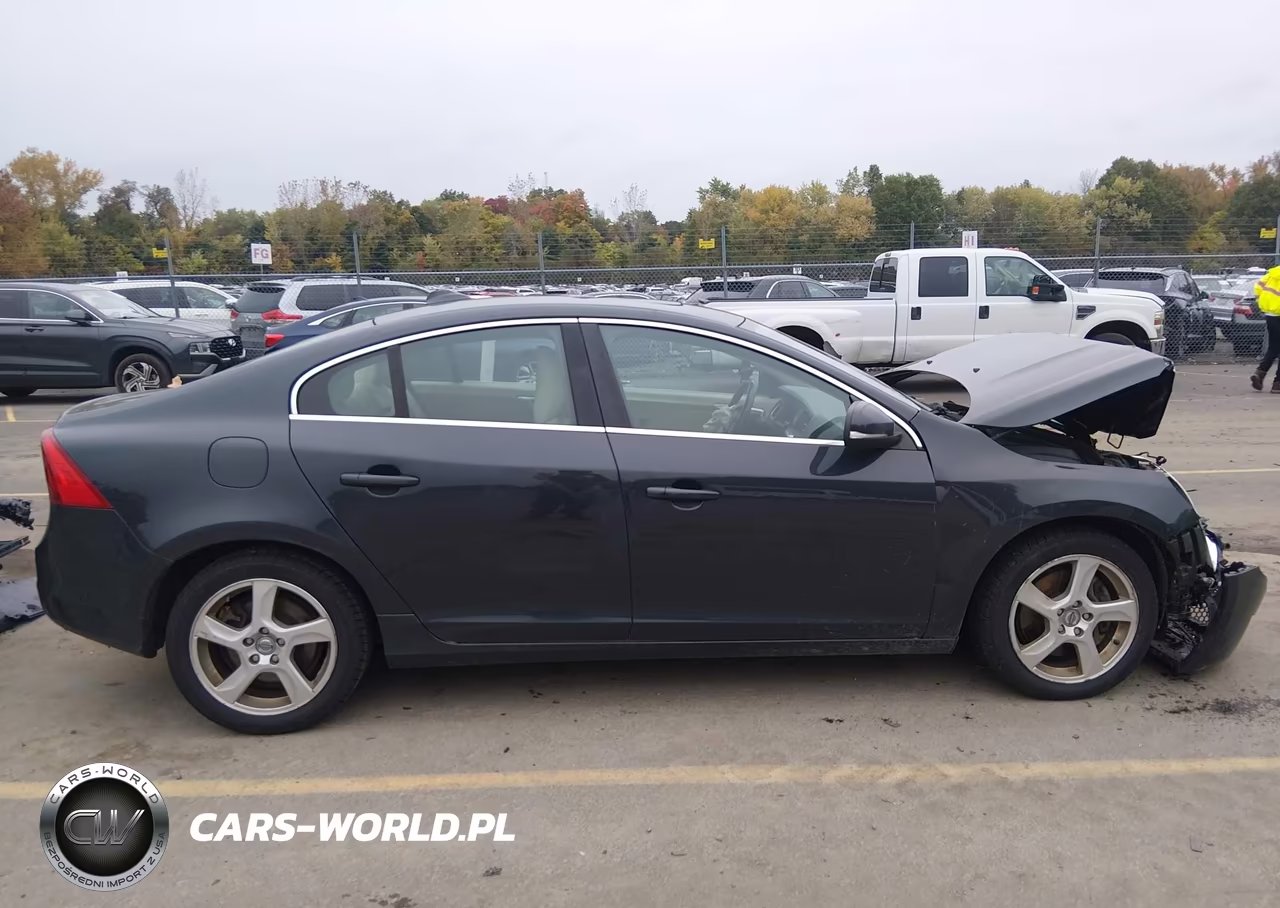 2012 Volvo S60 T5 VIN:YV1622FSXC2045085 - 13