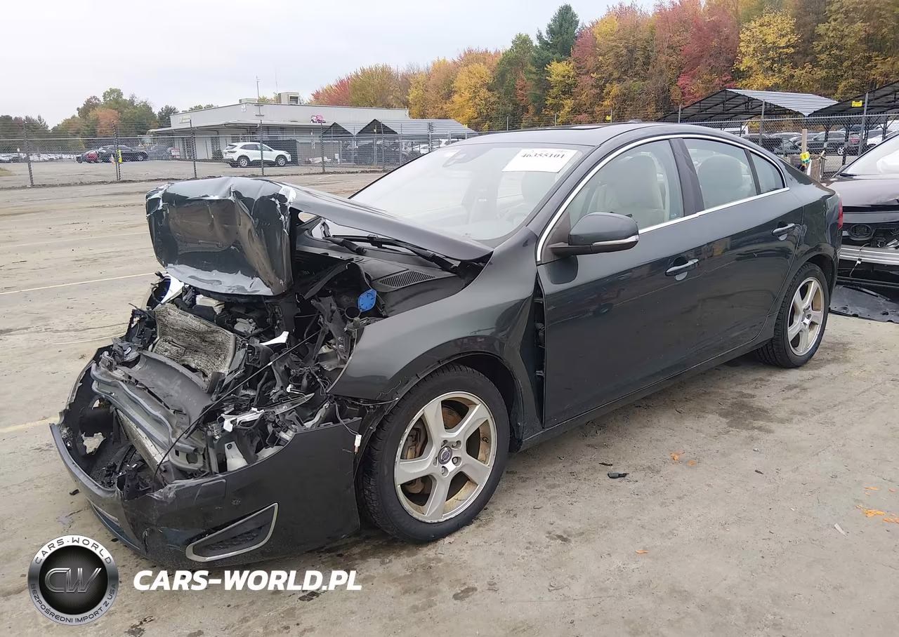 2012 Volvo S60 T5 VIN:YV1622FSXC2045085 - 2