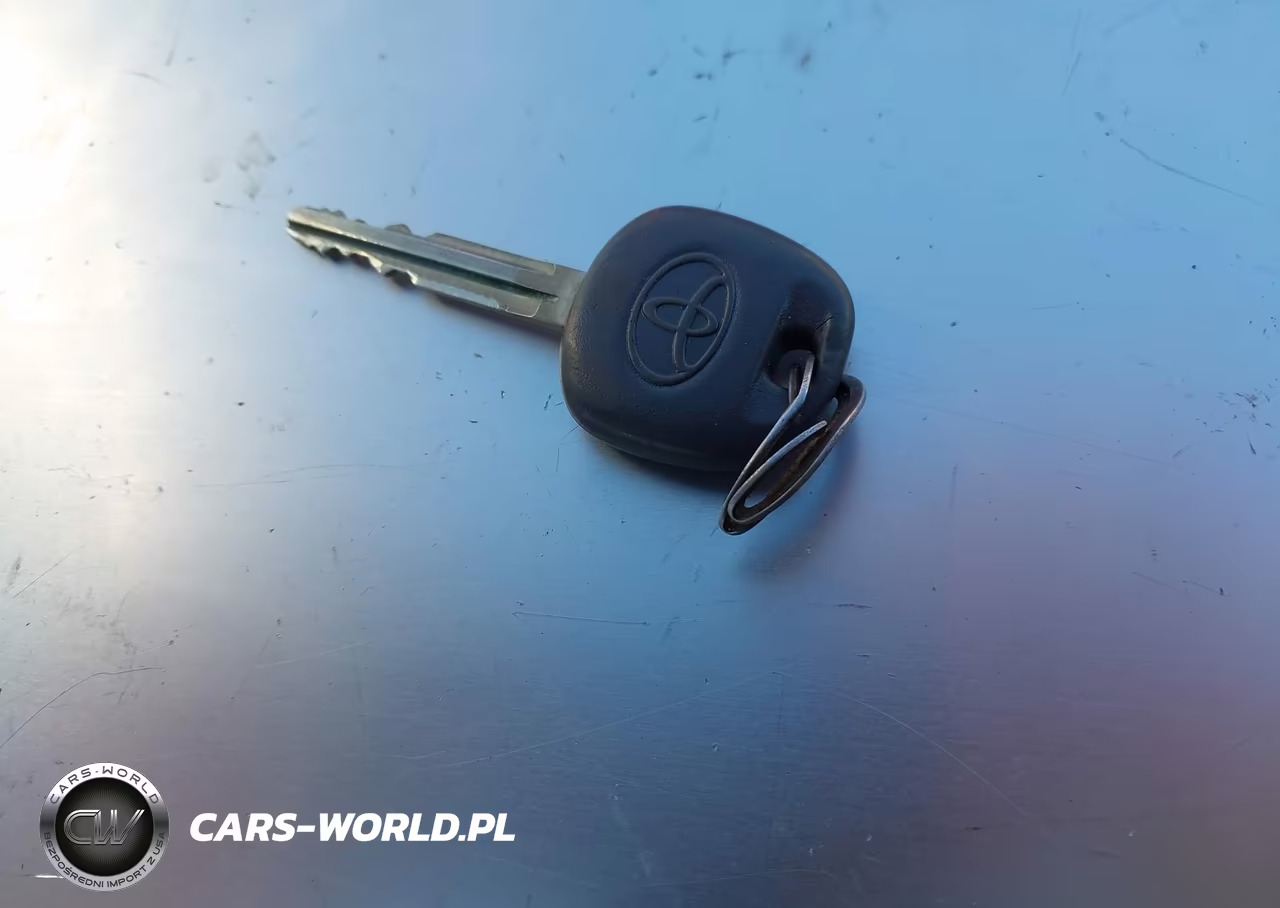 2005 Toyota Corolla Le VIN:1NXBR32E45Z559202 - 11