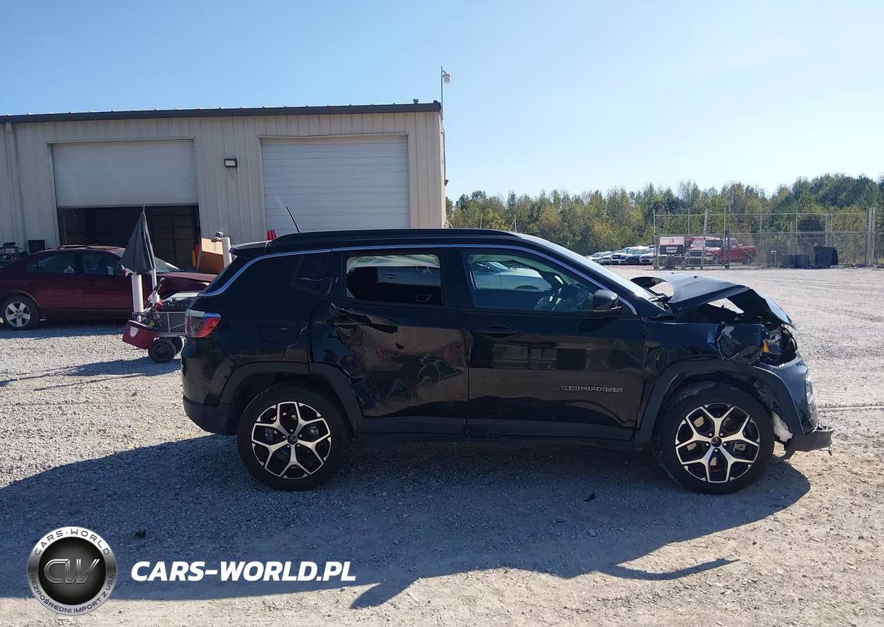 2025 Jeep Compass Limited 4X4 VIN:3C4NJDCN0ST577361 - 13