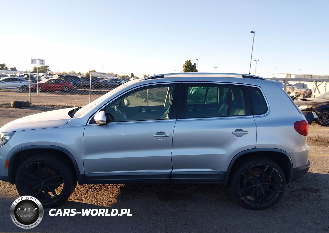 2013 Volkswagen Tiguan Sel VIN:WVGBV3AX5DW063553 - 6