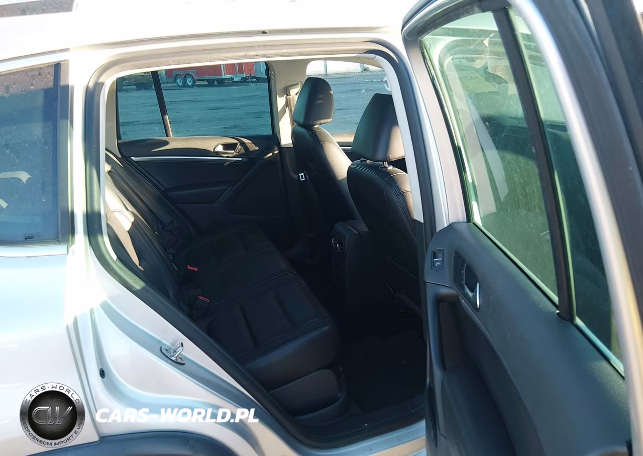 2013 Volkswagen Tiguan Sel VIN:WVGBV3AX5DW063553 - 8
