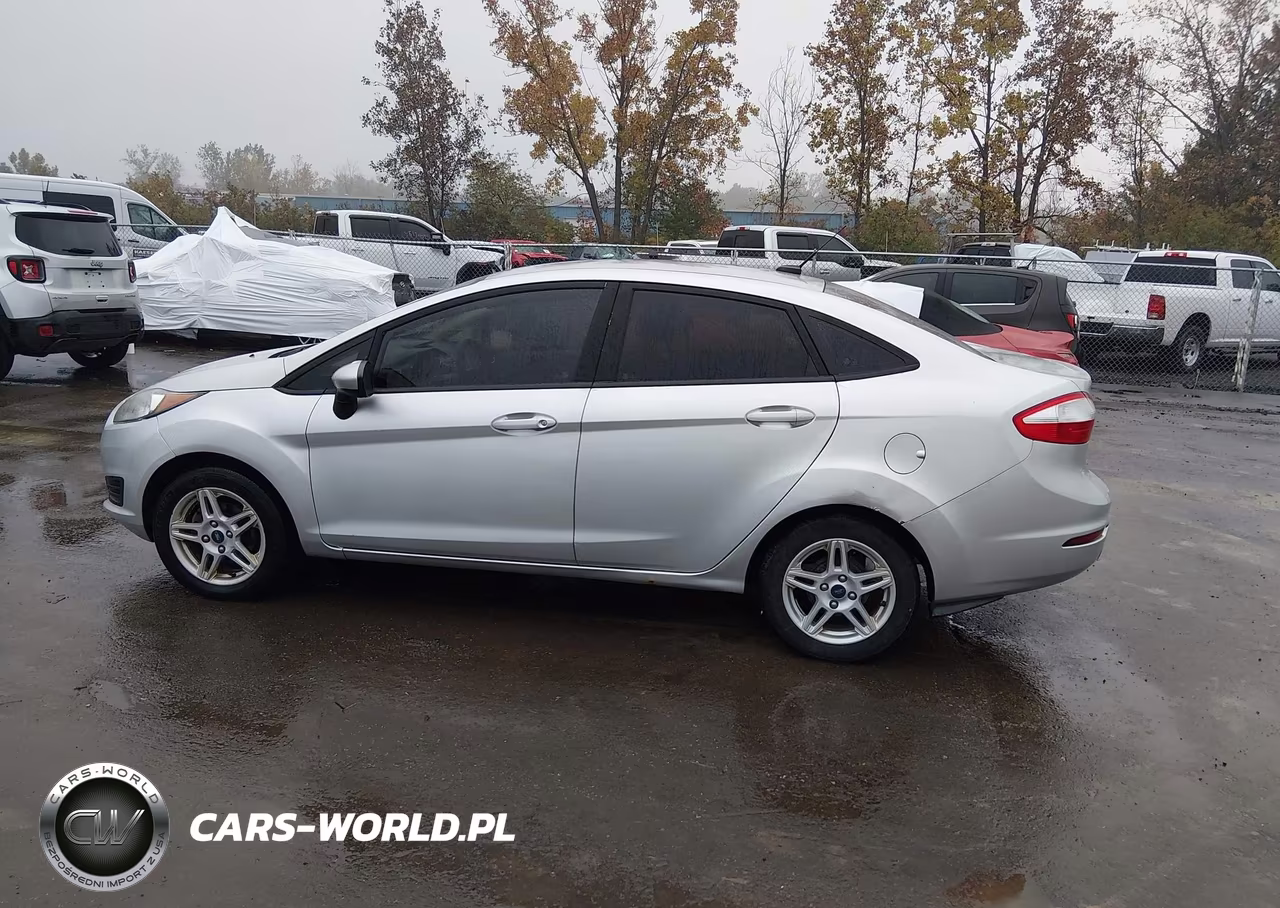 2018 Ford Fiesta Se VIN:3FADP4BJ7JM122093 - 14