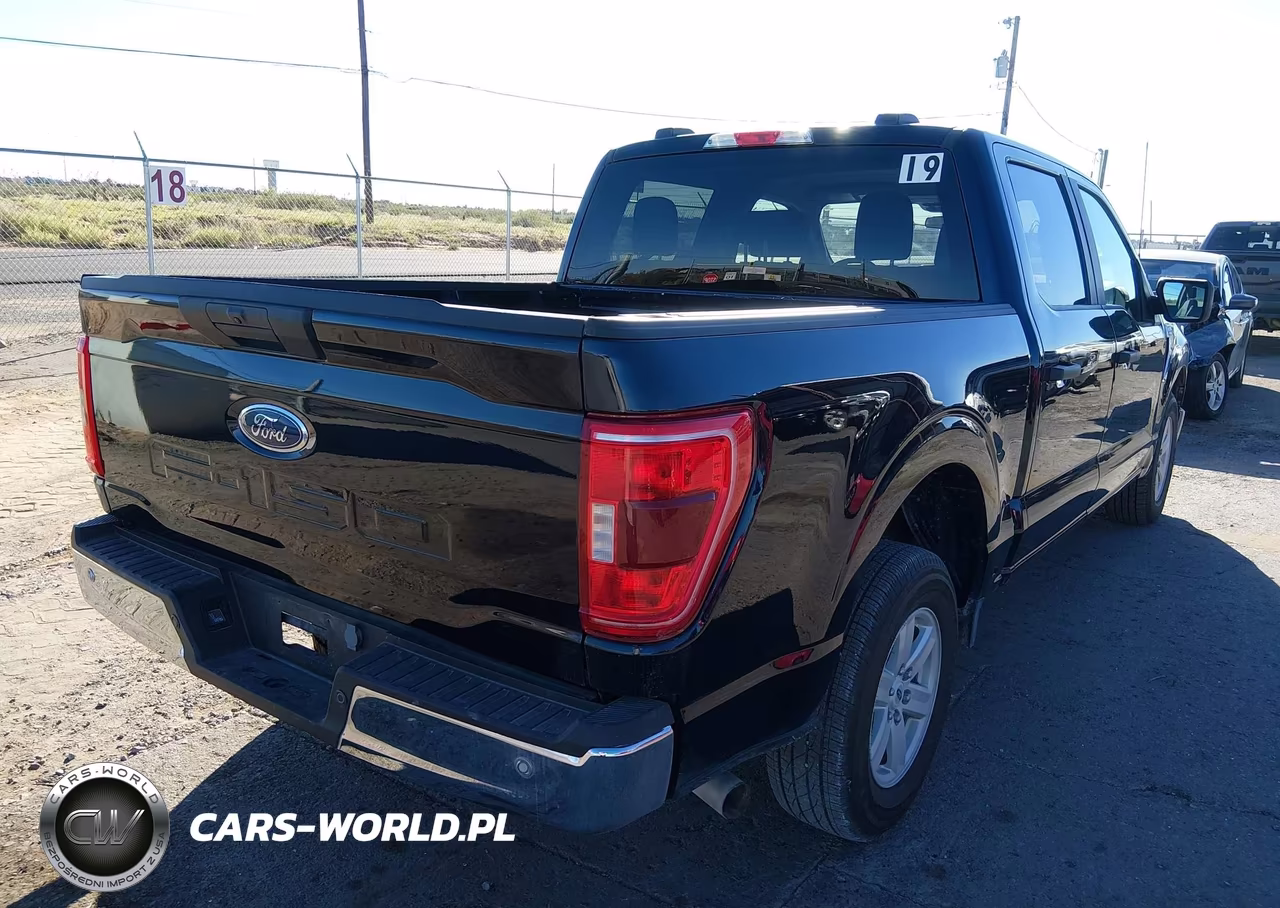2023 Ford F-150 Xlt VIN:1FTEW1C83PKE77886 - 4