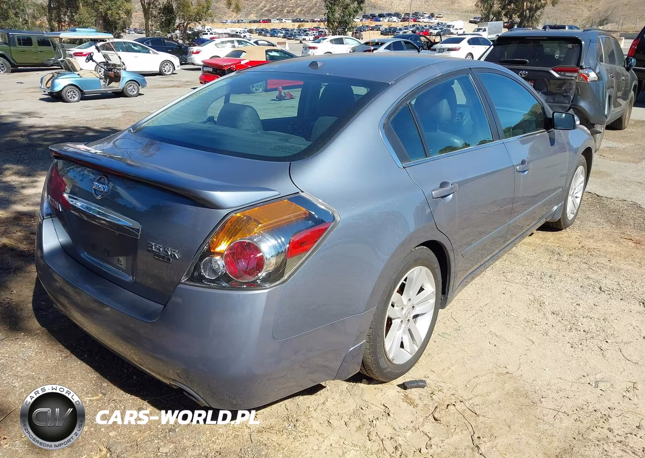 2011 Nissan Altima 3.5 Sr VIN:1N4BL2AP1BN488166 - 4