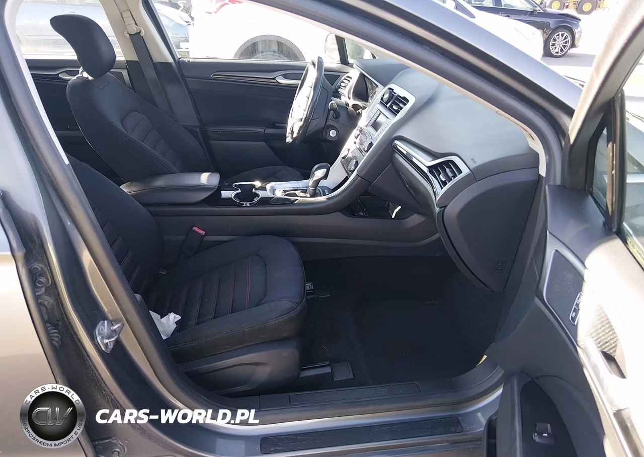 2014 Ford Fusion Se VIN:3FA6P0H77ER391541 - 5