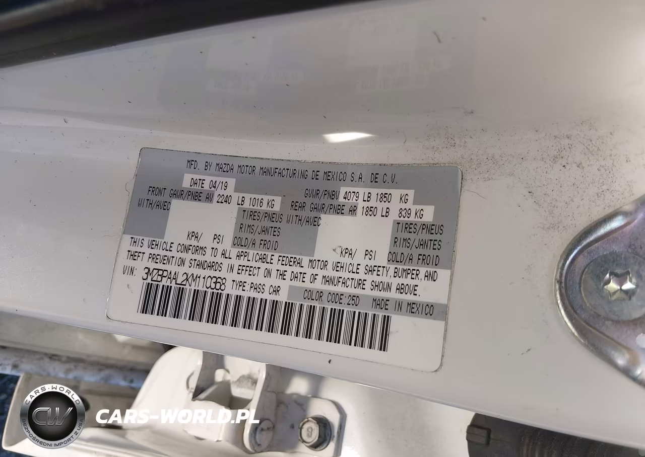 2019 Mazda Mazda3 Select Package VIN:3MZBPAAL2KM110368 - 9