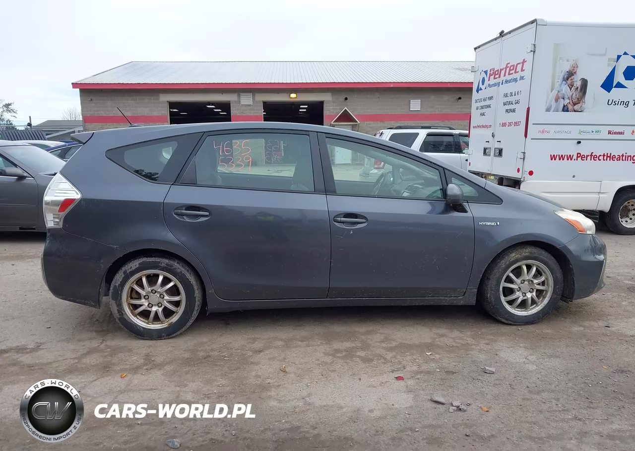 2012 Toyota Prius V Three VIN:JTDZN3EU1C3052634 - 13