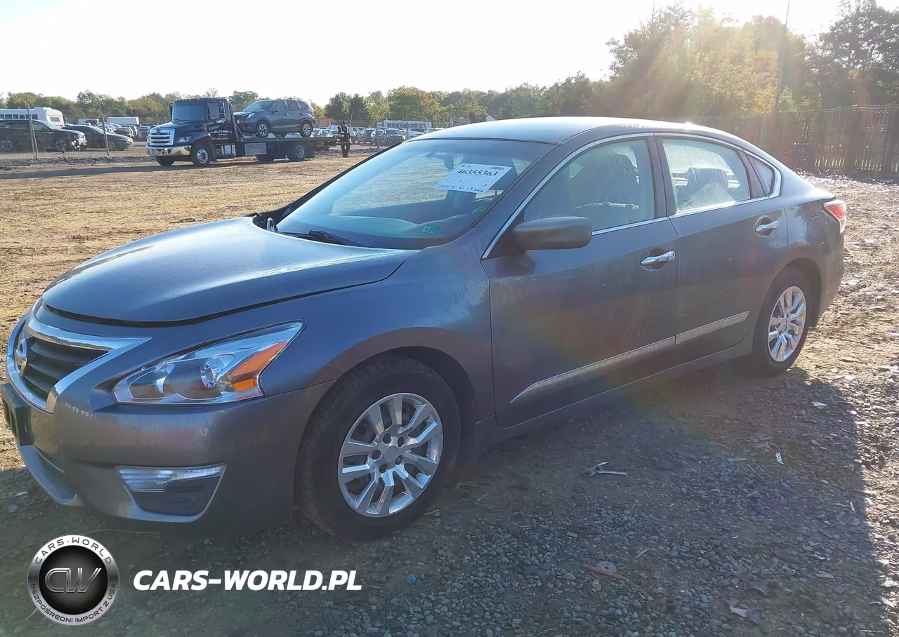 2015 Nissan Altima 2.5 S VIN:1N4AL3AP7FN317249 - 6
