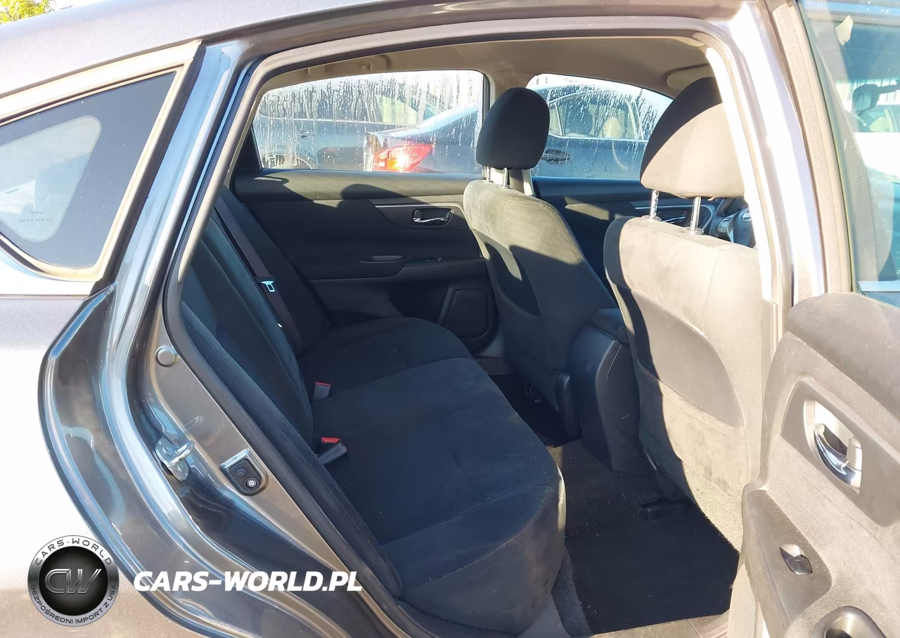 2015 Nissan Altima 2.5 S VIN:1N4AL3AP7FN317249 - 8