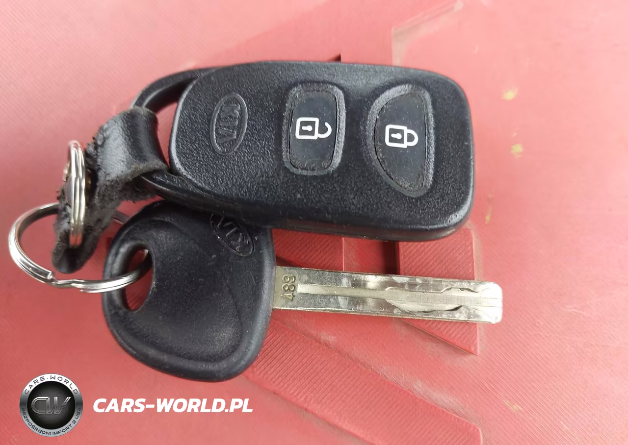 2013 Kia Sorento Lx V6 VIN:5XYKTDA26DG402368 - 11