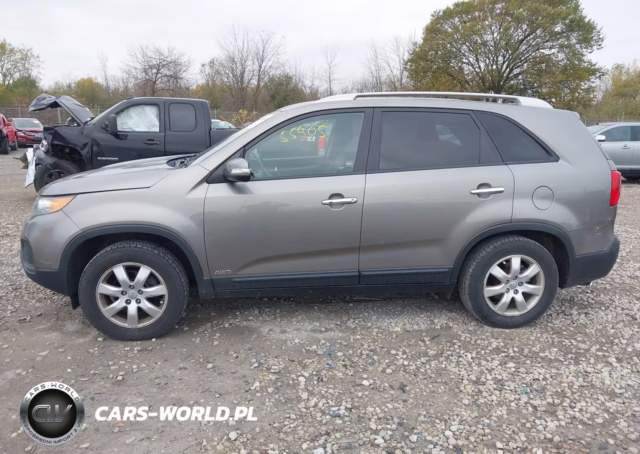 2013 Kia Sorento Lx V6 VIN:5XYKTDA26DG402368 - 15