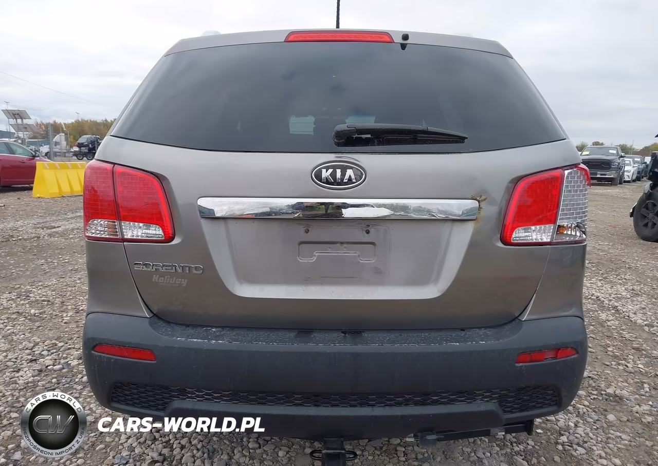 2013 Kia Sorento Lx V6 VIN:5XYKTDA26DG402368 - 17