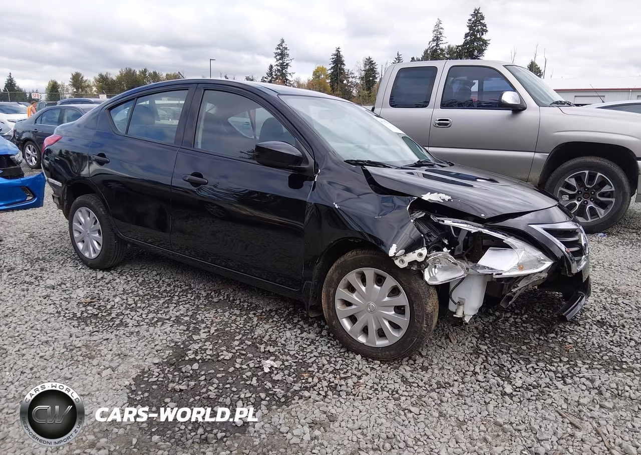 2016 Nissan Versa 1.6 S