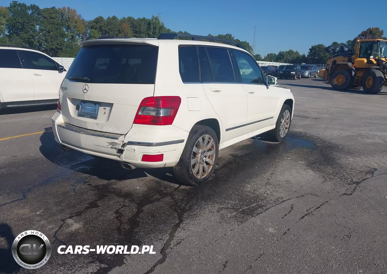 2011 Mercedes-Benz Glk 350 VIN:WDCGG5GB1BF650609 - 4