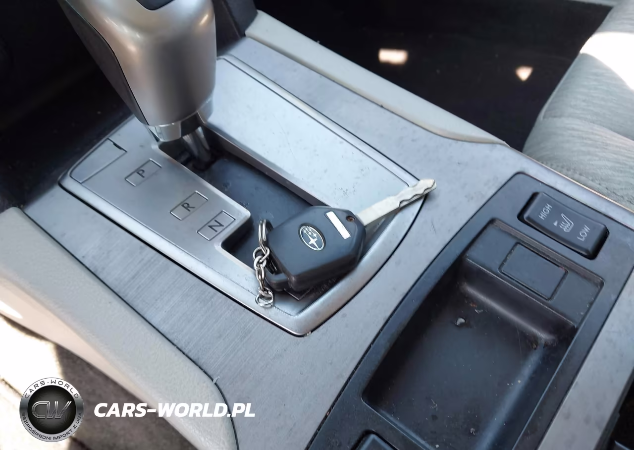 2012 Subaru Outback 2.5I Premium VIN:4S4BRBCC5C3277547 - 11