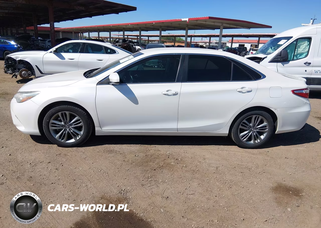 2015 Toyota Camry Se VIN:4T1BF1FK5FU010168 - 13