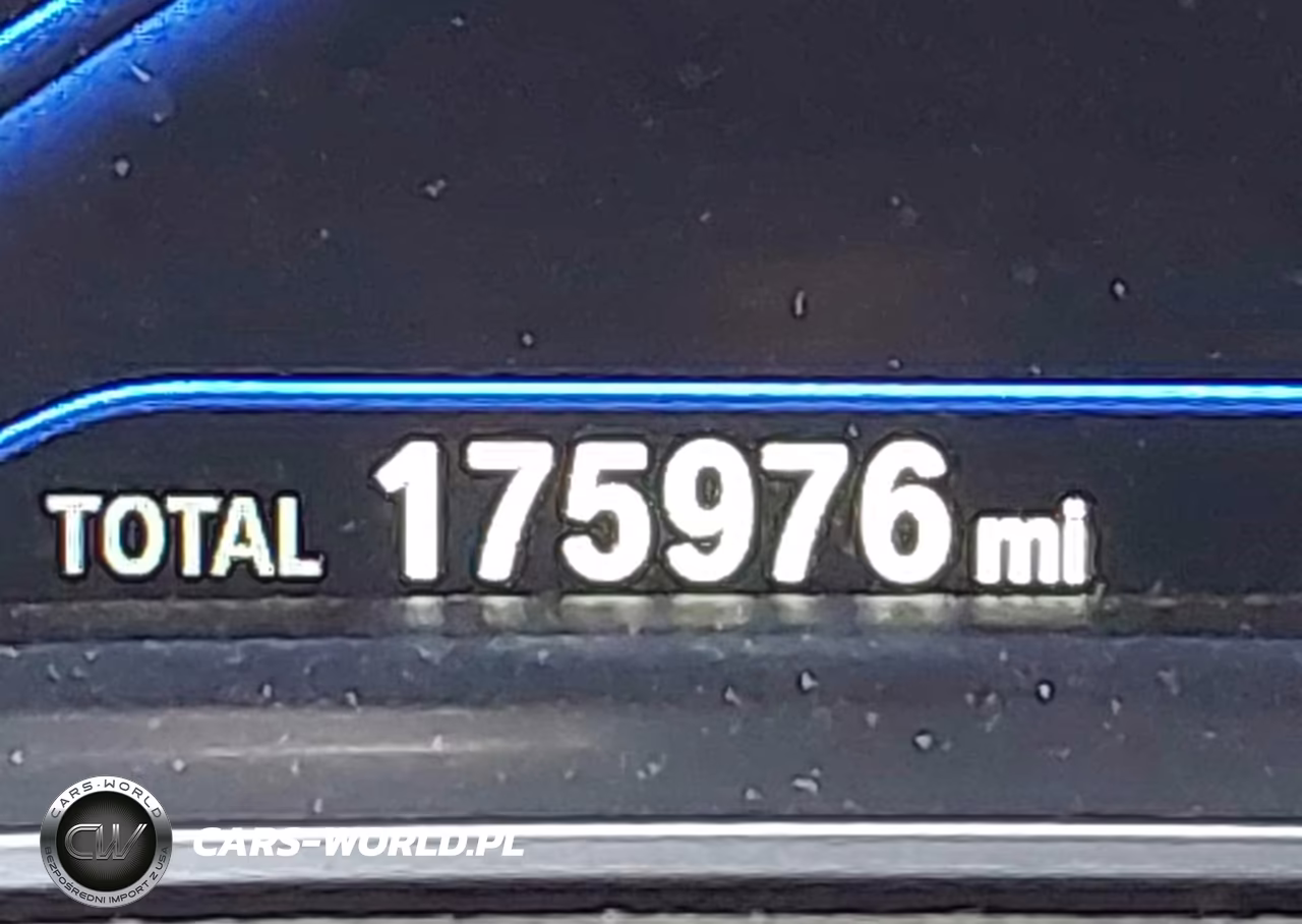 2016 BMW 740I VIN:WBA7E2C52GG547918 - 15