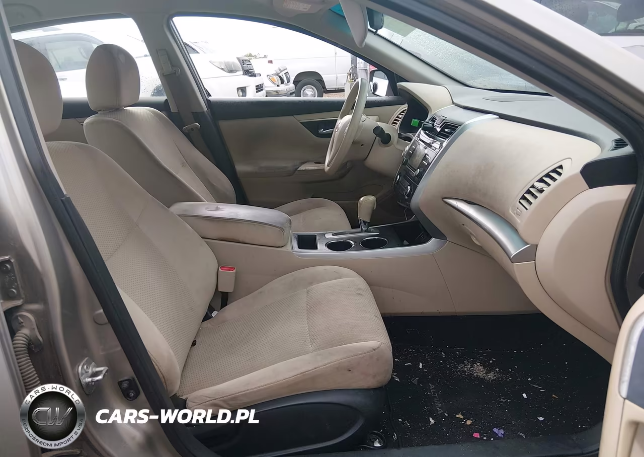 2015 Nissan Altima 2.5 S VIN:1N4AL3AP2FC173511 - 5