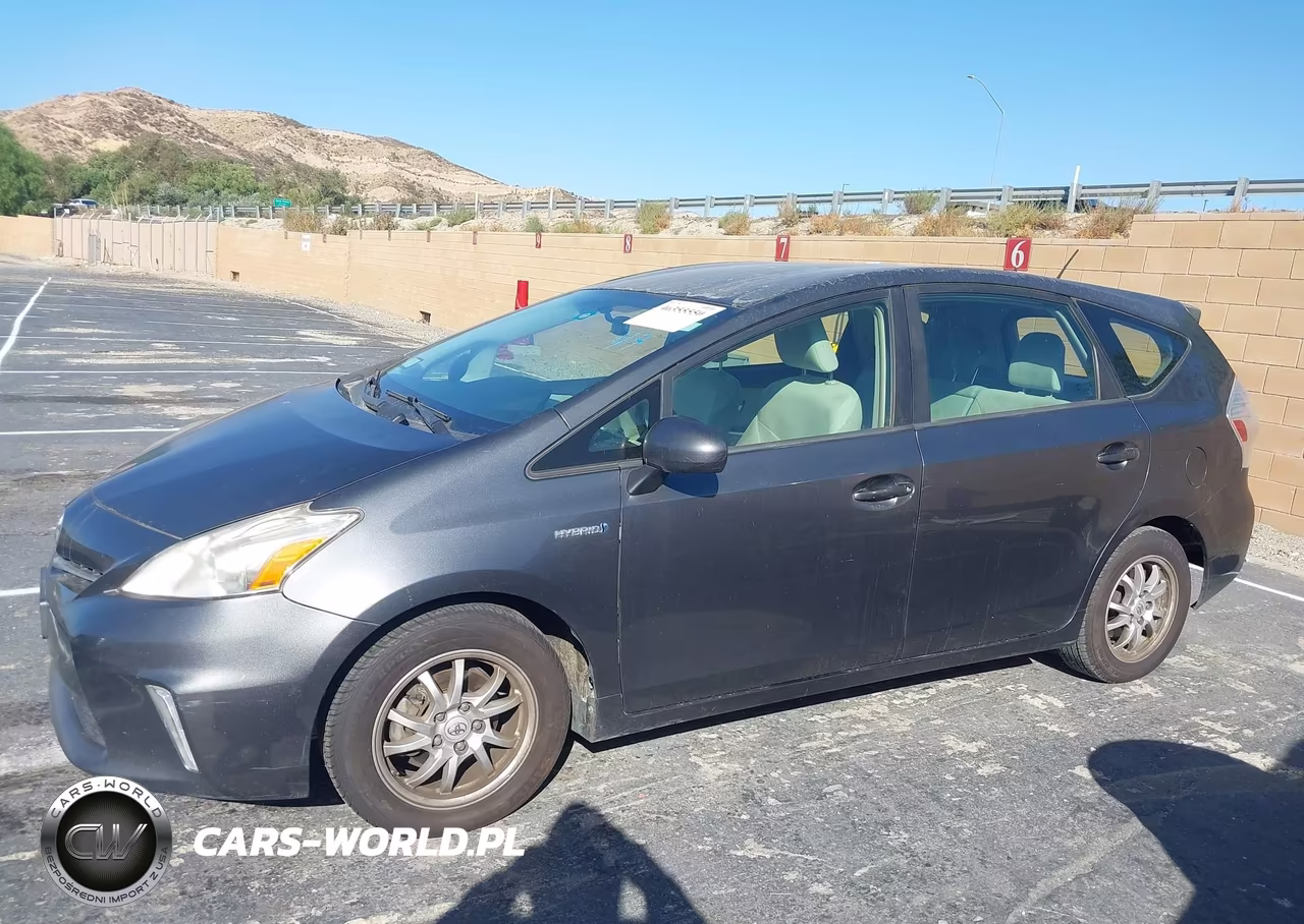 2013 Toyota Prius V Three VIN:JTDZN3EU1D3260031 - 14