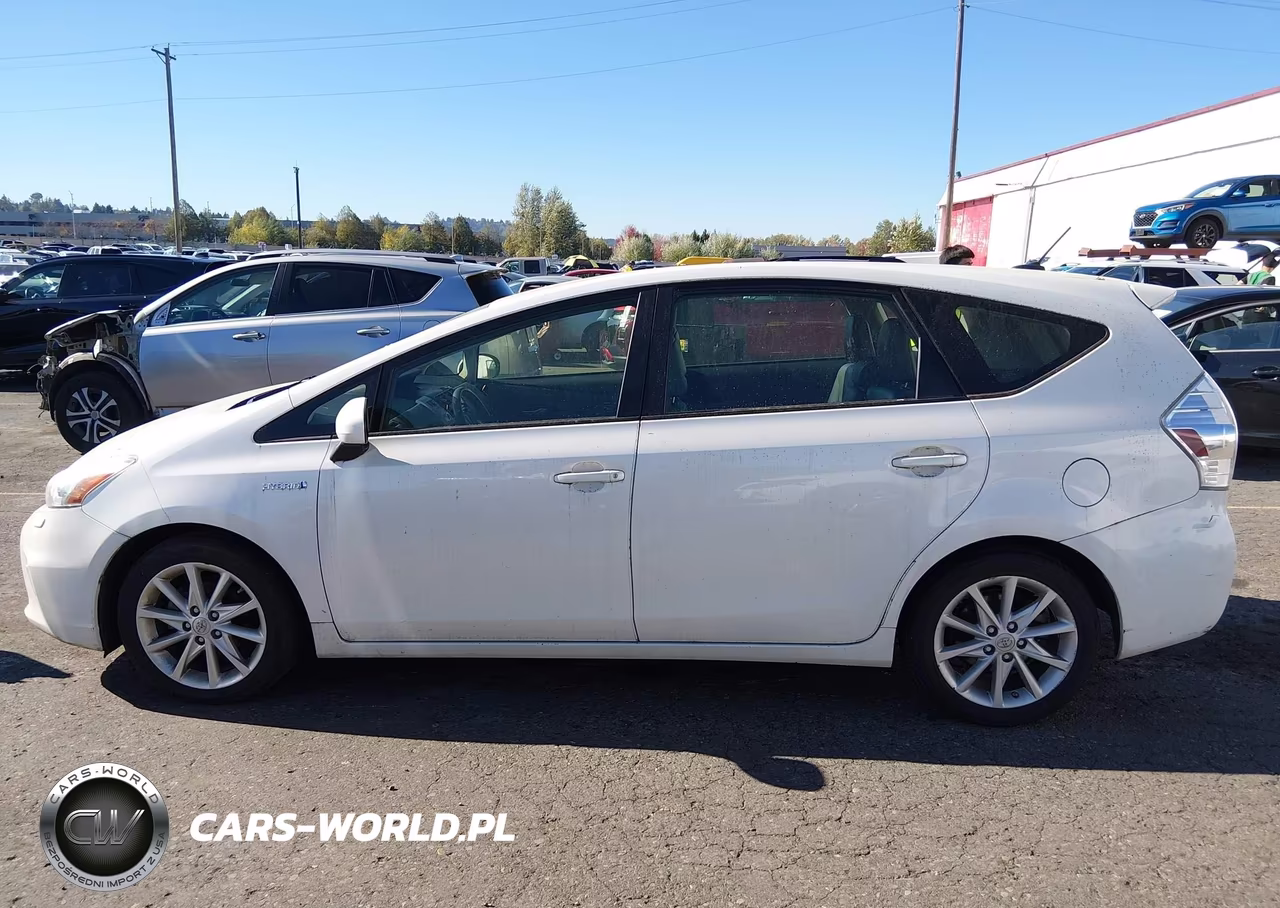 2012 Toyota Prius V Five VIN:JTDZN3EU8C3157445 - 14