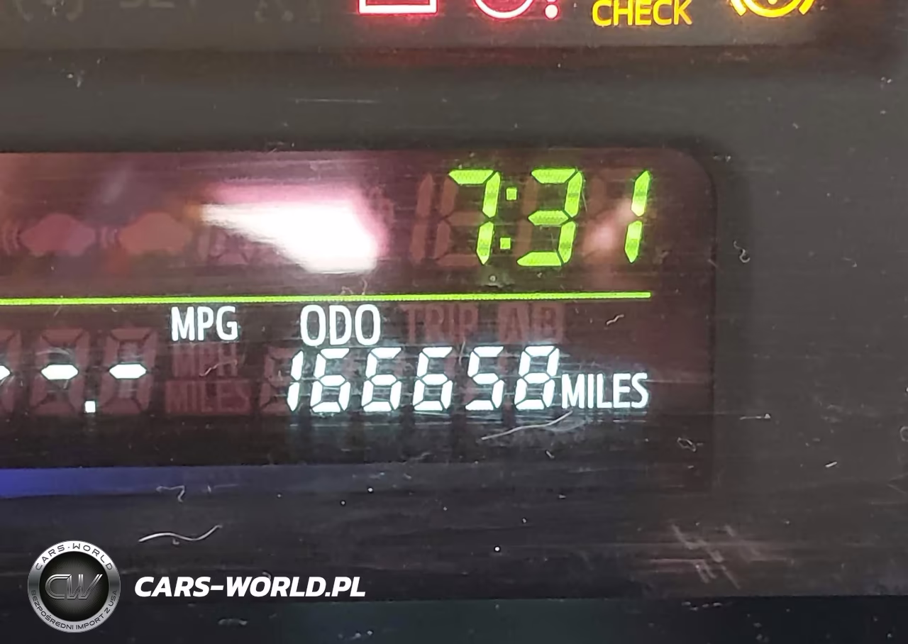 2012 Toyota Prius V Five VIN:JTDZN3EU8C3157445 - 15