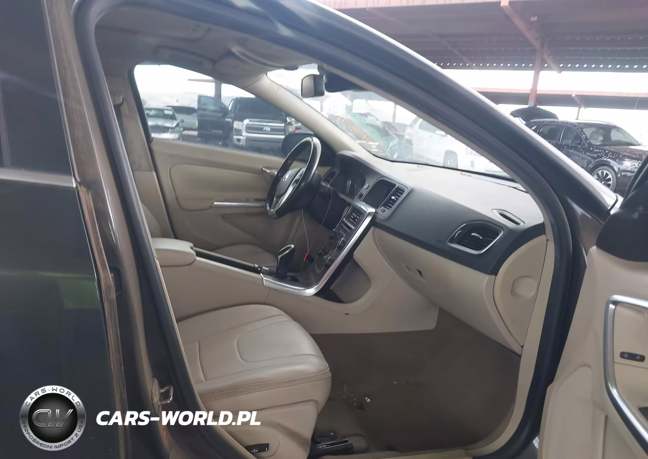 2014 Volvo S60 T5 VIN:YV1612FS3E1295005 - 5