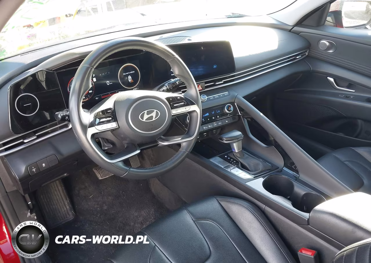 2025 Hyundai Elantra Limited VIN:KMHLP4DG1SU939057 - 18