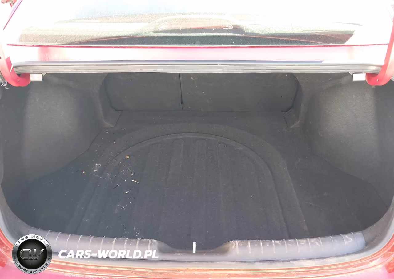 2025 Hyundai Elantra Limited VIN:KMHLP4DG1SU939057 - 19