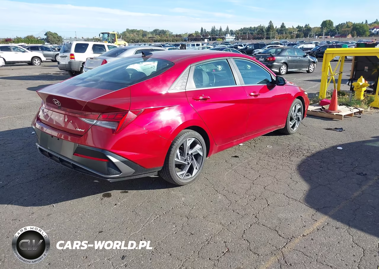 2025 Hyundai Elantra Limited VIN:KMHLP4DG1SU939057 - 4